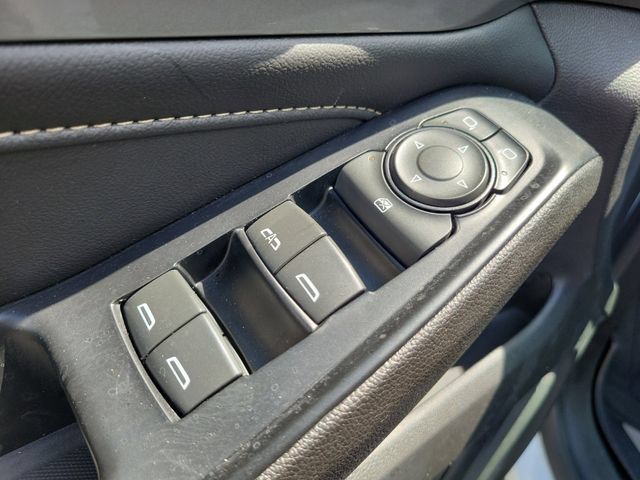 Certified 2023 Chevrolet Traverse LT FWD image 24