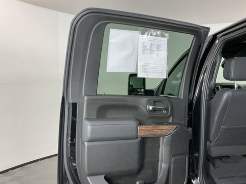 Used 2022 Chevrolet Silverado 3500 High Country w/ Z71 Off-Road Package AWD/4WD image 27