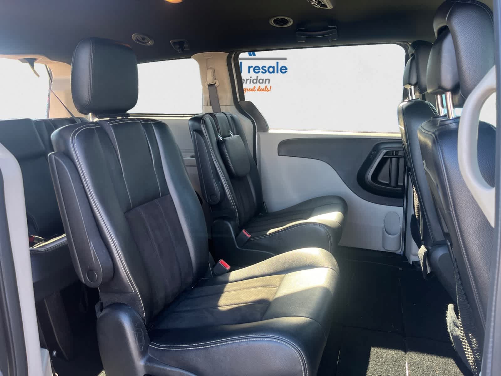 Used 2019 Dodge Grand Caravan SXT FWD image 24