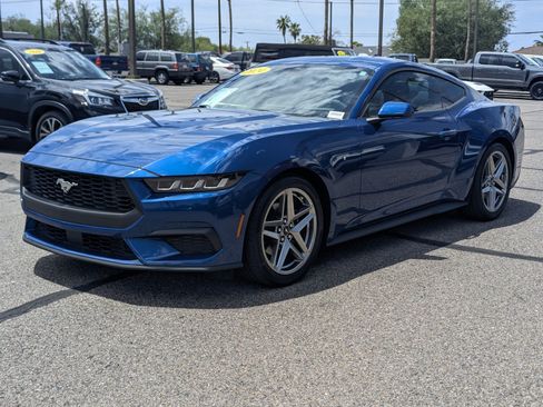 Certified 2024 Ford Mustang Coupe RWD image 5