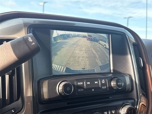 Used 2019 Chevrolet Silverado 2500 High Country w/ Duramax Plus Package image 17