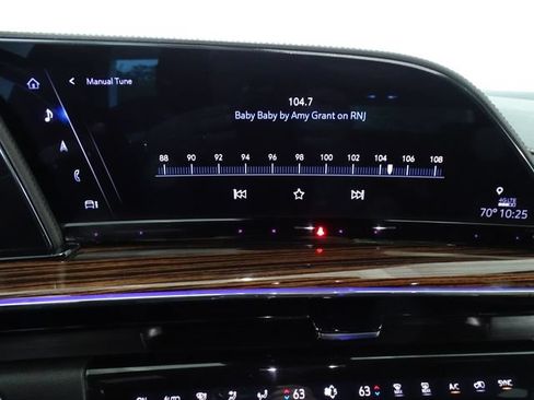 Certified 2024 Cadillac Escalade Premium Luxury w/ LPO, Floor Liner Package AWD/4WD image 16