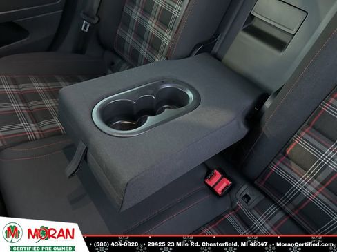 Used 2019 Volkswagen Golf 4-Door image 24