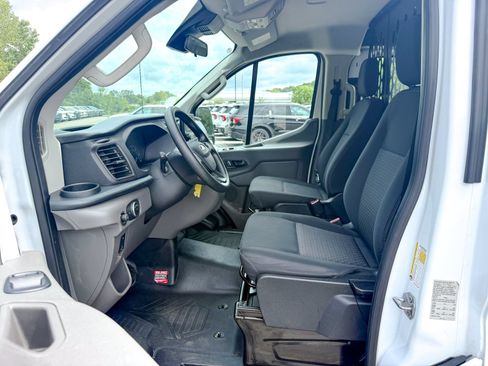 Certified 2025 Ford Transit 250 Low Roof w/ Exterior Upgrade Package RWD image 17