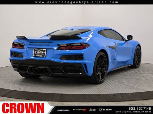 Used 2024 Chevrolet Corvette Z06 w/ Stealth Interior Trim Package RWD image 7