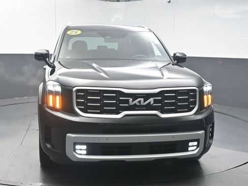 Used 2025 Kia Telluride SX image 3