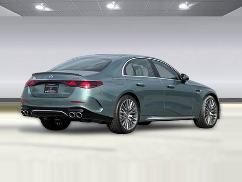 New 2026 Mercedes-Benz E 53 AMG e 4MATIC Sedan image 9