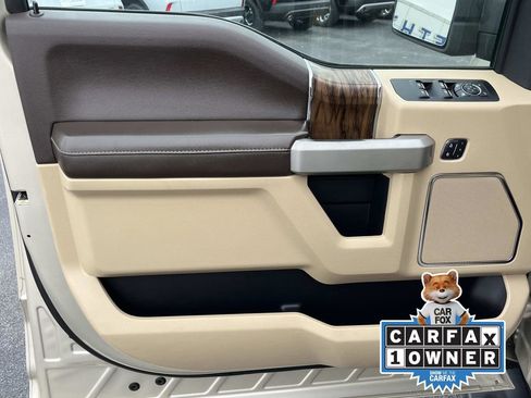 Used 2018 Ford F150 Lariat image 22