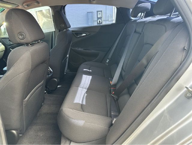 Used 2021 Chevrolet Malibu LT FWD image 17