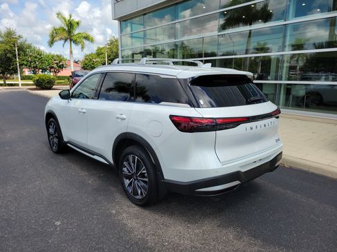 Certified 2026 INFINITI QX60 Luxe w/ Cargo Package FWD image 6