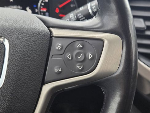 Used 2020 GMC Acadia Denali w/ Technology Package image 29