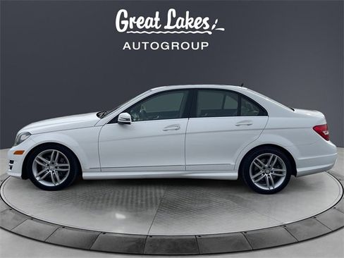 Used 2013 Mercedes-Benz C 300 4MATIC Sedan image 2