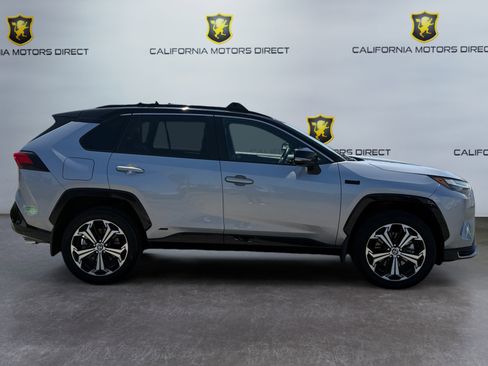Used 2022 Toyota RAV4 XSE AWD/4WD image 6