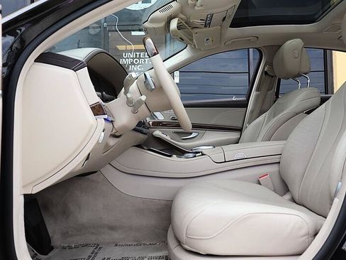 Used 2015 Mercedes-Benz S 550 Sedan image 17