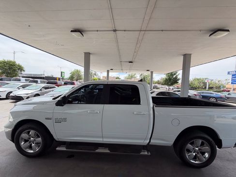 Used 2019 RAM 1500 Big Horn RWD image 7