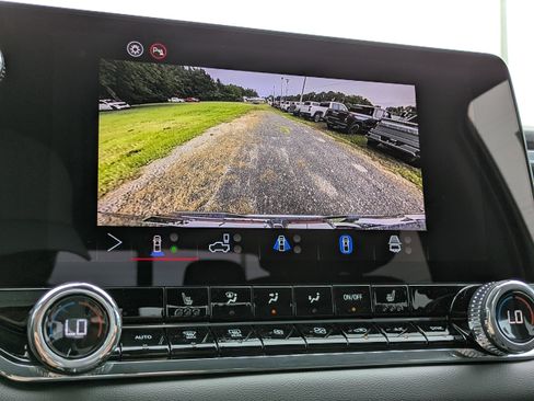 New 2026 GMC Canyon Elevation w/ Convenience Package image 20