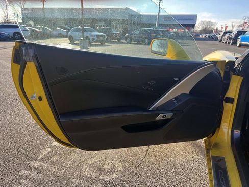 Used 2015 Chevrolet Corvette Stingray Coupe w/ 2LT Preferred Equipment Group image 13