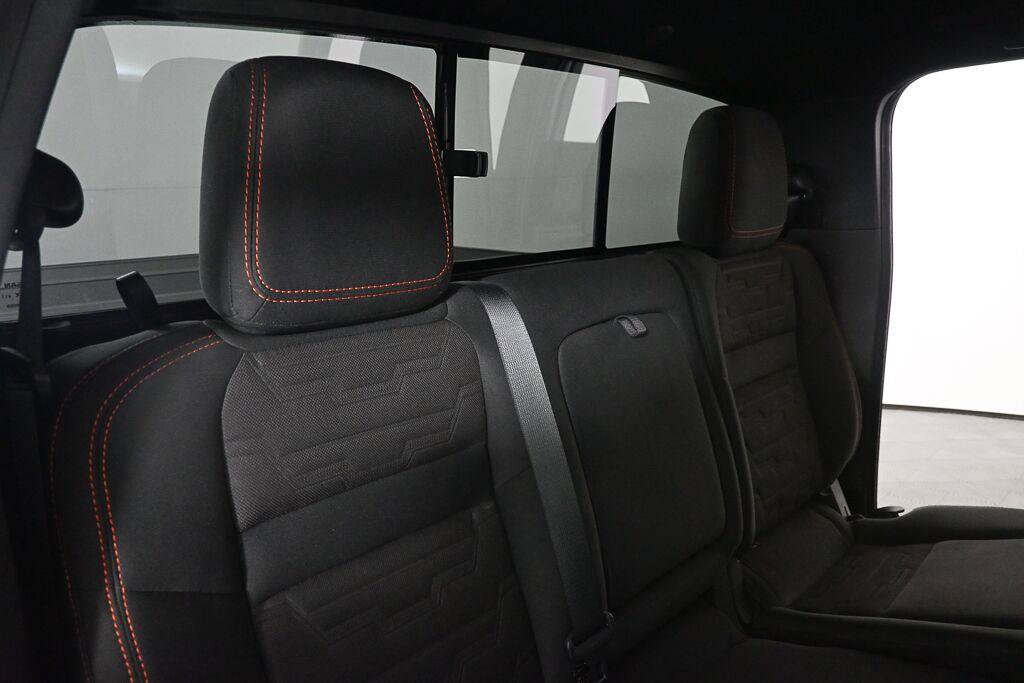 Used 2022 Nissan Frontier Pro-X RWD image 18