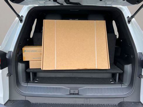 New 2025 Lexus LX 700h Overtrail image 13