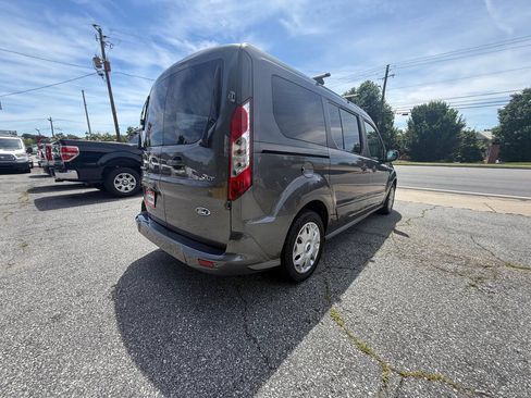 Used 2015 Ford Transit Connect XLT FWD image 4