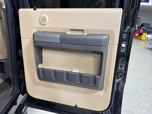 Used 2016 Ford F250 Lariat w/ Lariat Ultimate Package image 71