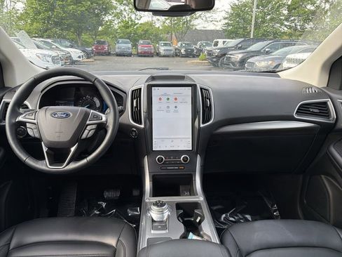 Used 2022 Ford Edge SEL w/ Convenience Package AWD/4WD image 5