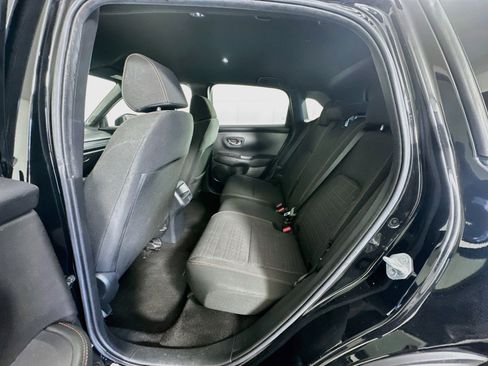 Used 2025 Honda HR-V Sport image 25