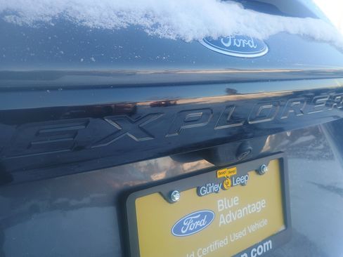 Used 2023 Ford Explorer ST w/ Equipment Group 401A image 8