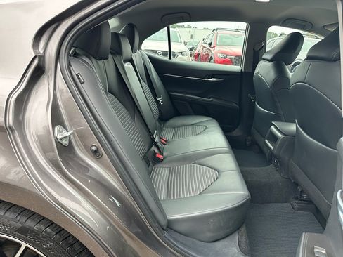 Used 2024 Toyota Camry SE image 23