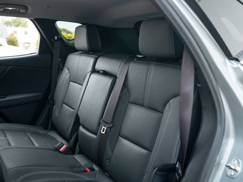 Used 2024 Chevrolet Blazer LT w/ Sound & Technology Package AWD/4WD image 44