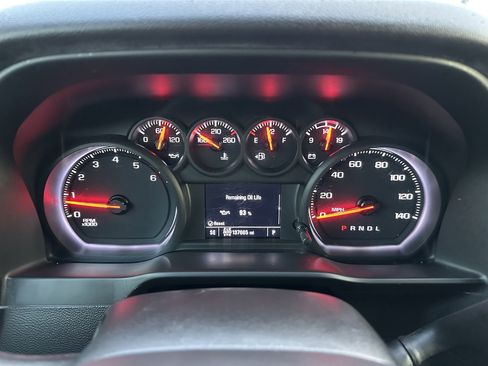 Used 2020 Chevrolet Silverado 1500 Custom Trail Boss w/ Custom Convenience Package image 15