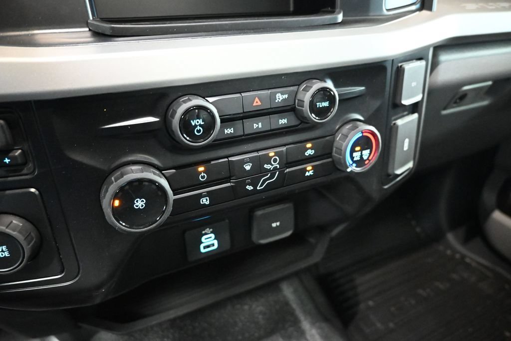 New 2026 Ford F350 XL w/ XL Chrome Package RWD image 17