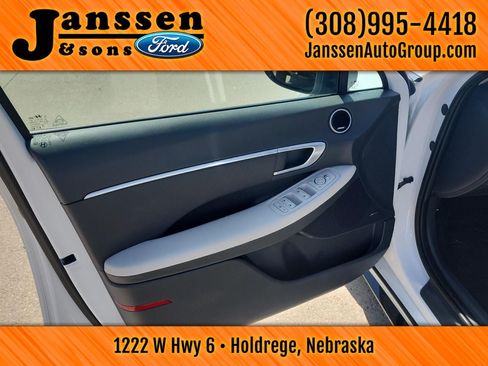 Used 2023 Hyundai Sonata SEL FWD image 18