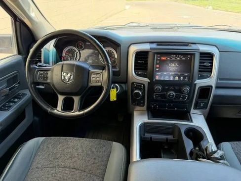 Used 2017 RAM 1500 Classic SLT AWD/4WD image 24