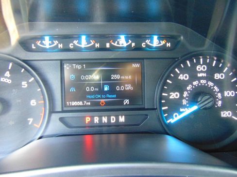 Used 2018 Ford F150 XL w/ Equipment Group 101A Mid AWD/4WD image 21