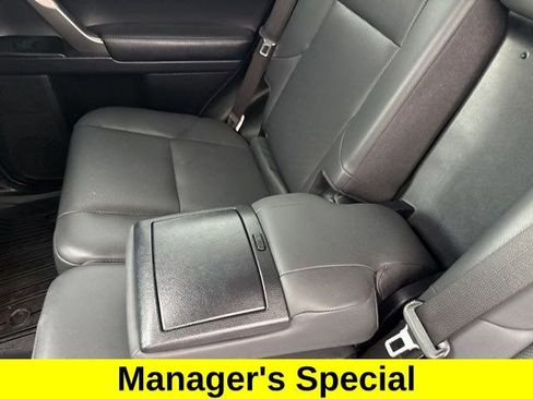 Used 2023 Lexus GX 460 Premium image 37