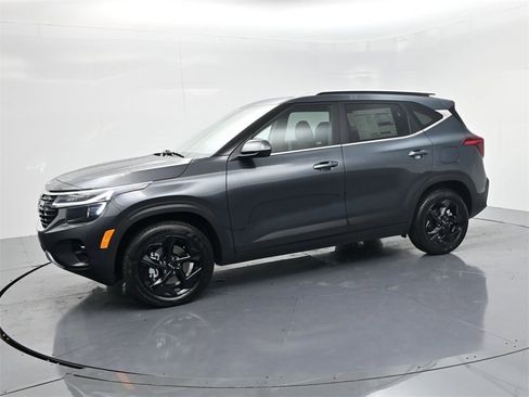 New 2026 Kia Seltos EX image 4