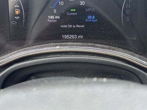 Used 2014 Jeep Grand Cherokee Laredo AWD/4WD image 11