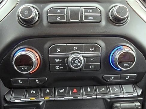 Used 2019 Chevrolet Silverado 1500 LT Trail Boss image 20