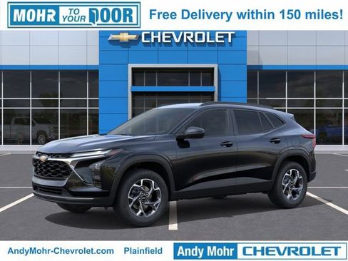 New 2026 Chevrolet Trax LT w/ Driver Confidence Package FWD image 3
