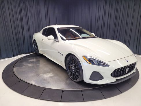Used 2018 Maserati GranTurismo Sport image 6