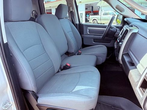 Used 2014 RAM 1500 Classic SLT RWD image 19