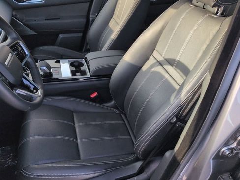 Used 2023 Land Rover Range Rover Velar S image 15