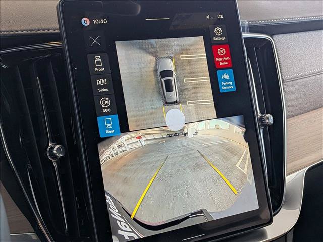New 2026 Volvo XC90 T8 Plus w/ Protection Package Premier AWD/4WD image 14