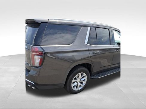 Used 2021 Chevrolet Tahoe Premier w/ Premium Package AWD/4WD image 3