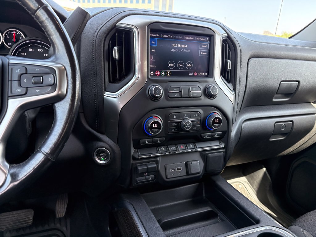 Used 2021 Chevrolet Silverado 1500 RST AWD/4WD image 18