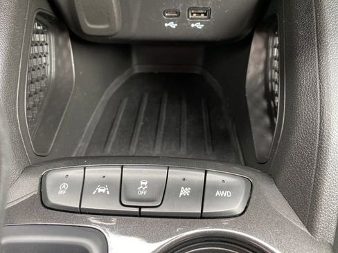 Used 2025 Chevrolet TrailBlazer LT image 17