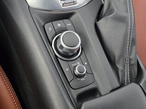 Used 2023 MAZDA MX-5 Miata Grand Touring RWD image 33