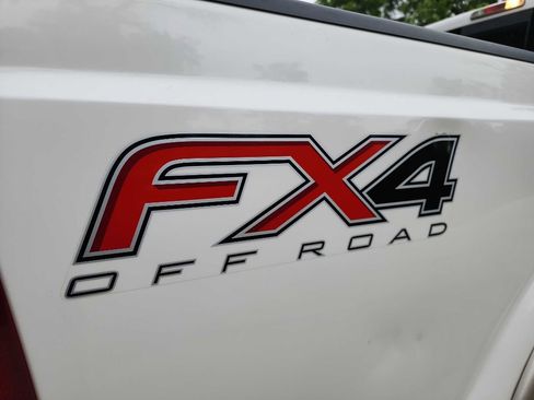 Used 2012 Ford F250 Lariat w/ Lariat Ultimate Pkg AWD/4WD image 11