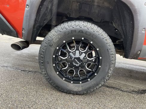 Used 2016 Toyota Tundra SR5 w/ TRD Off Road Package image 12